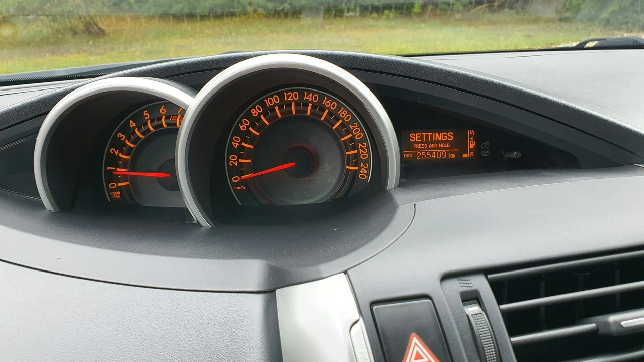 Toyota Verso - Zdjęcie 18