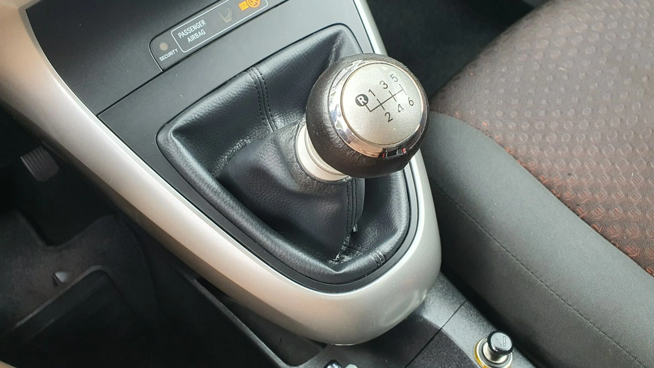 Toyota Verso - Zdjęcie 22