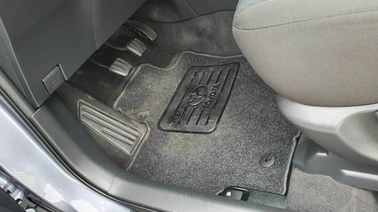 Toyota Verso - Zdjęcie 12