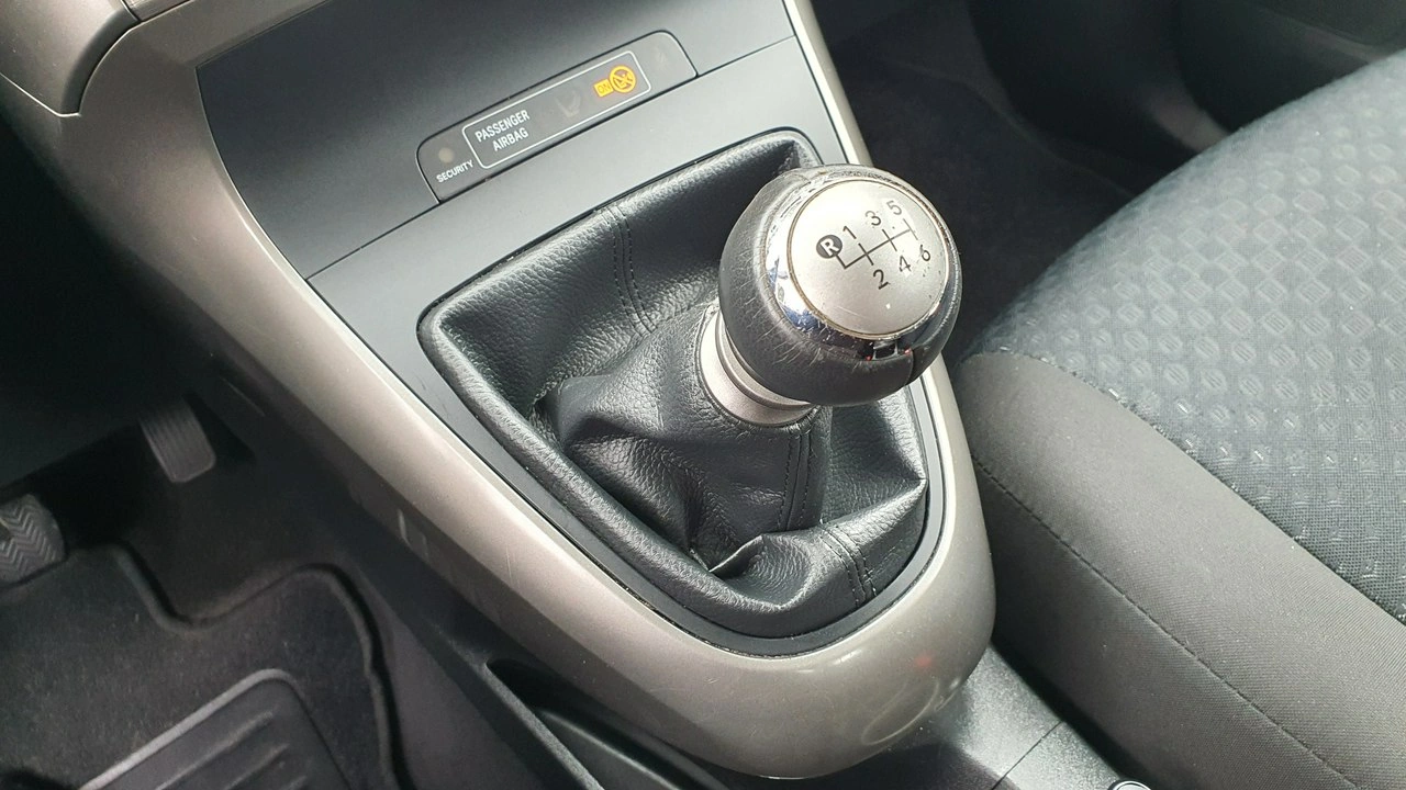 Toyota Verso - Zdjęcie 21