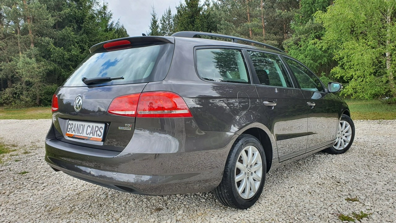 Volkswagen Passat - Zdjęcie 1