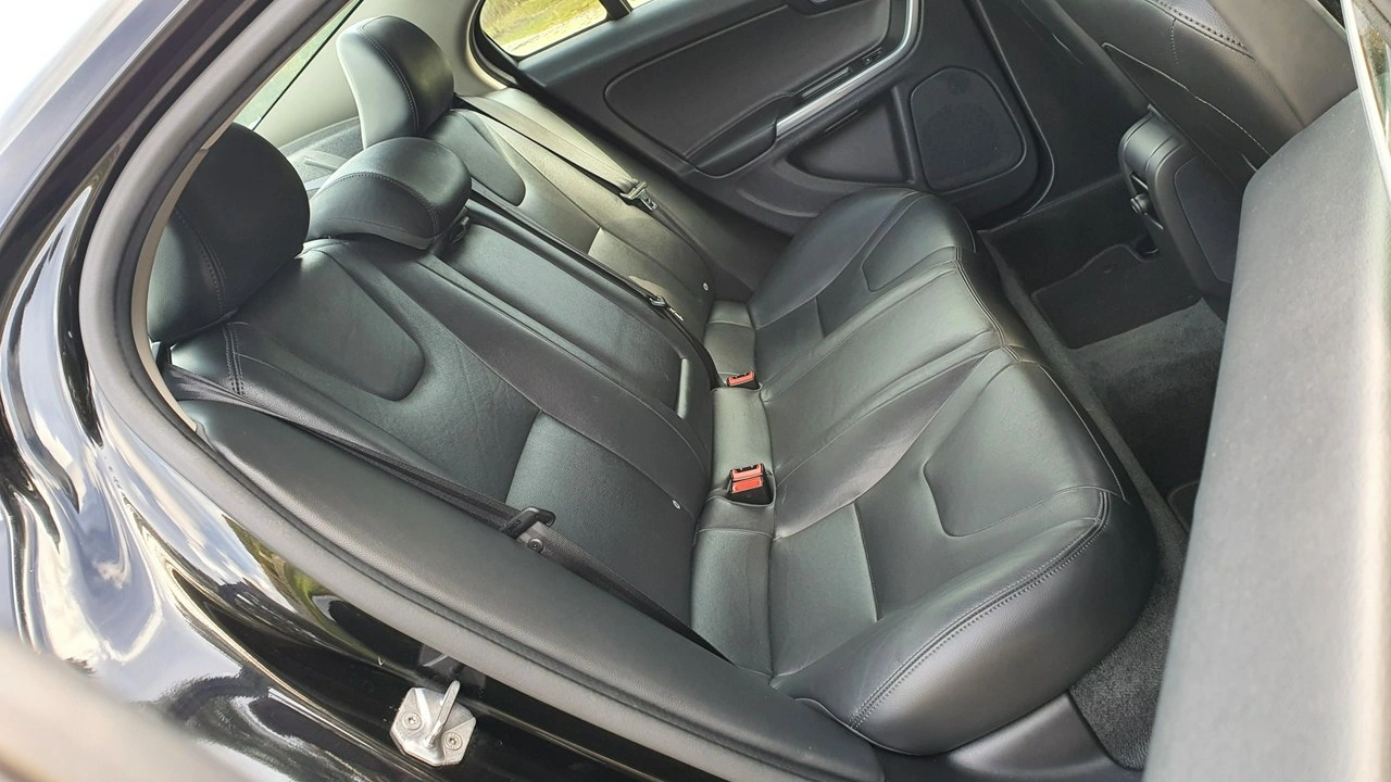 Volvo S60 - Zdjęcie 8