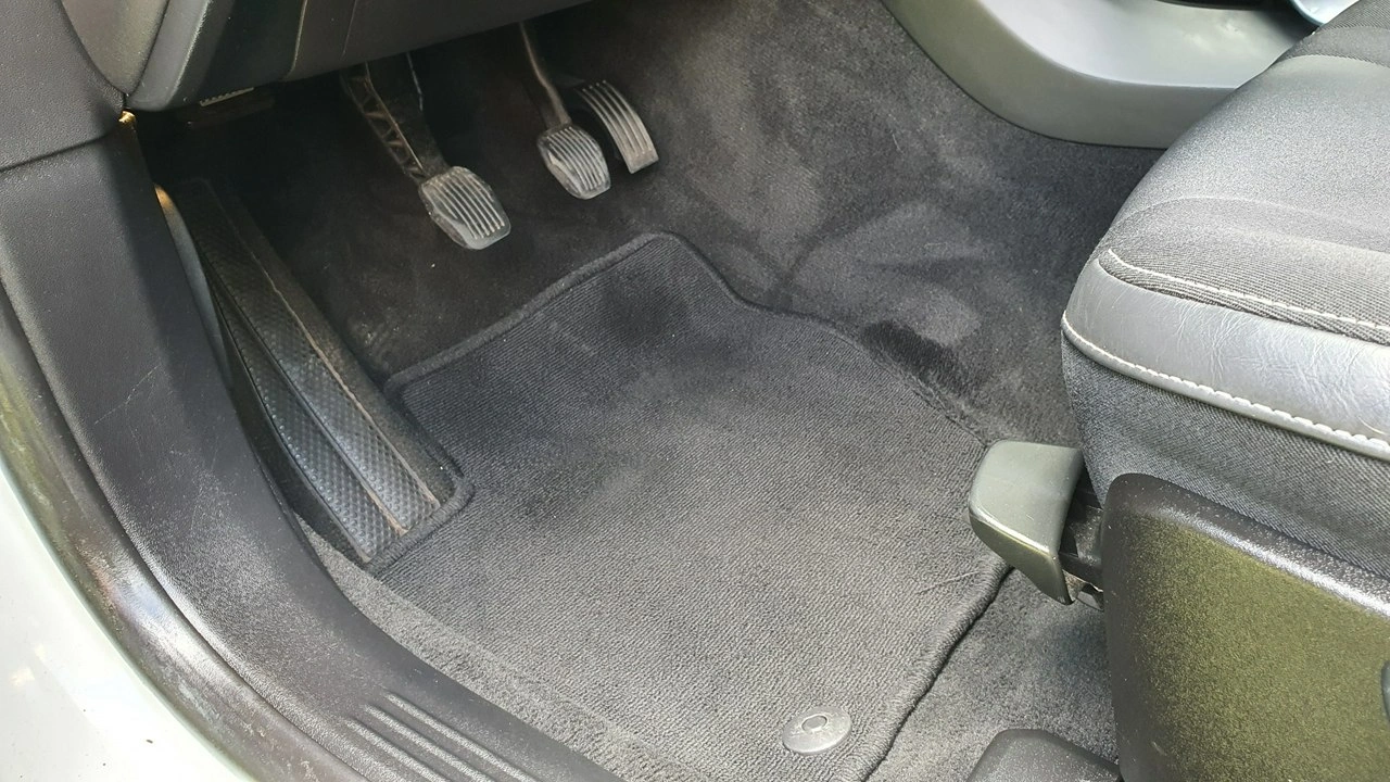 Volvo V40 - Zdjęcie 13