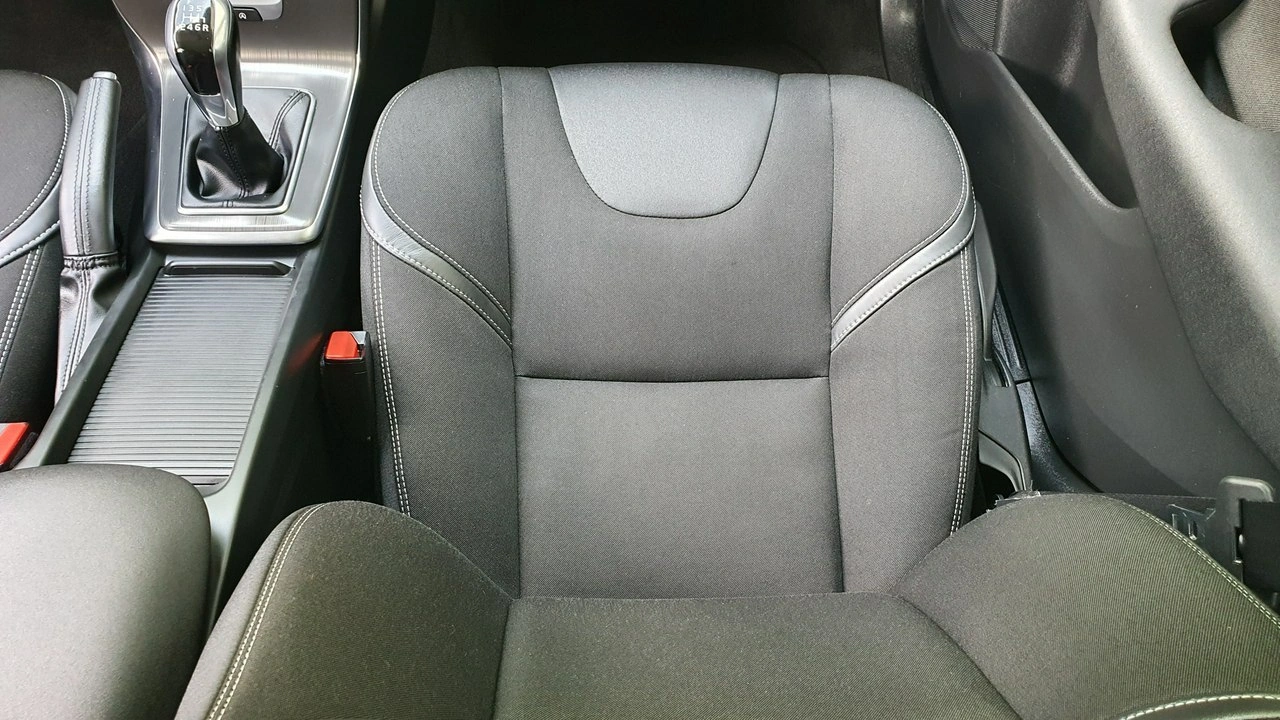 Volvo V40 - Zdjęcie 17