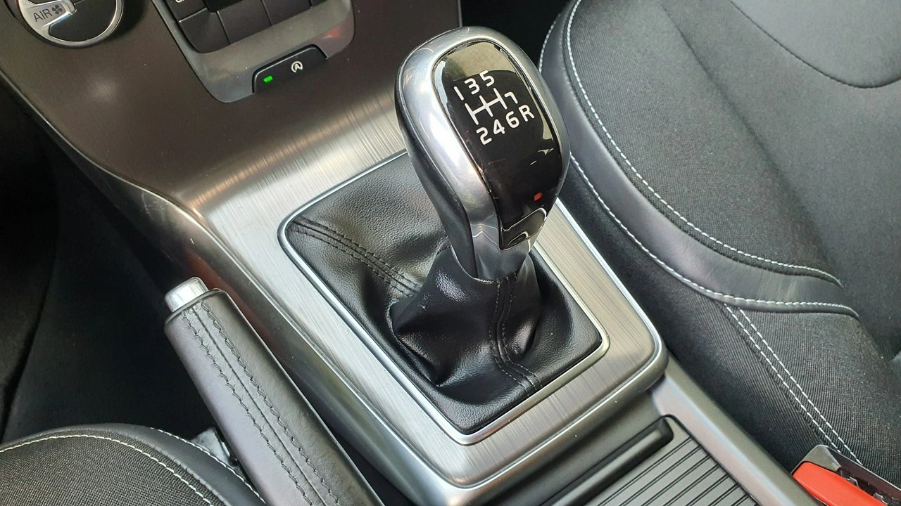 Volvo V40 - Zdjęcie 25