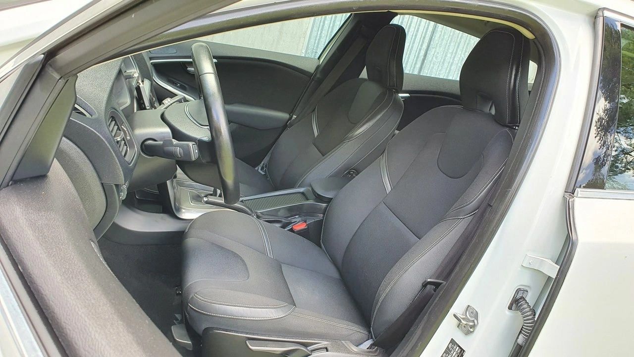 Volvo V40 - Zdjęcie 5