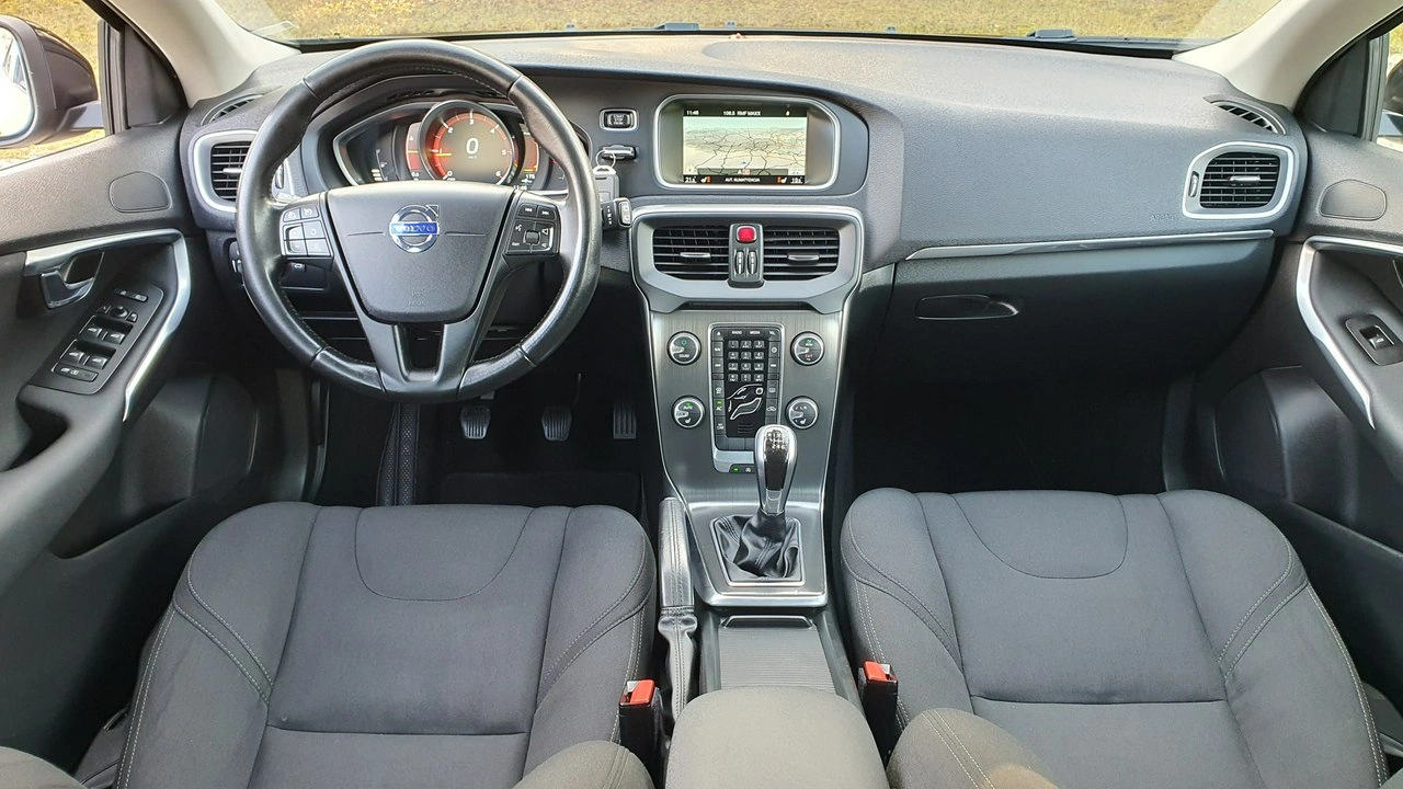 Volvo V40 - Zdjęcie 4
