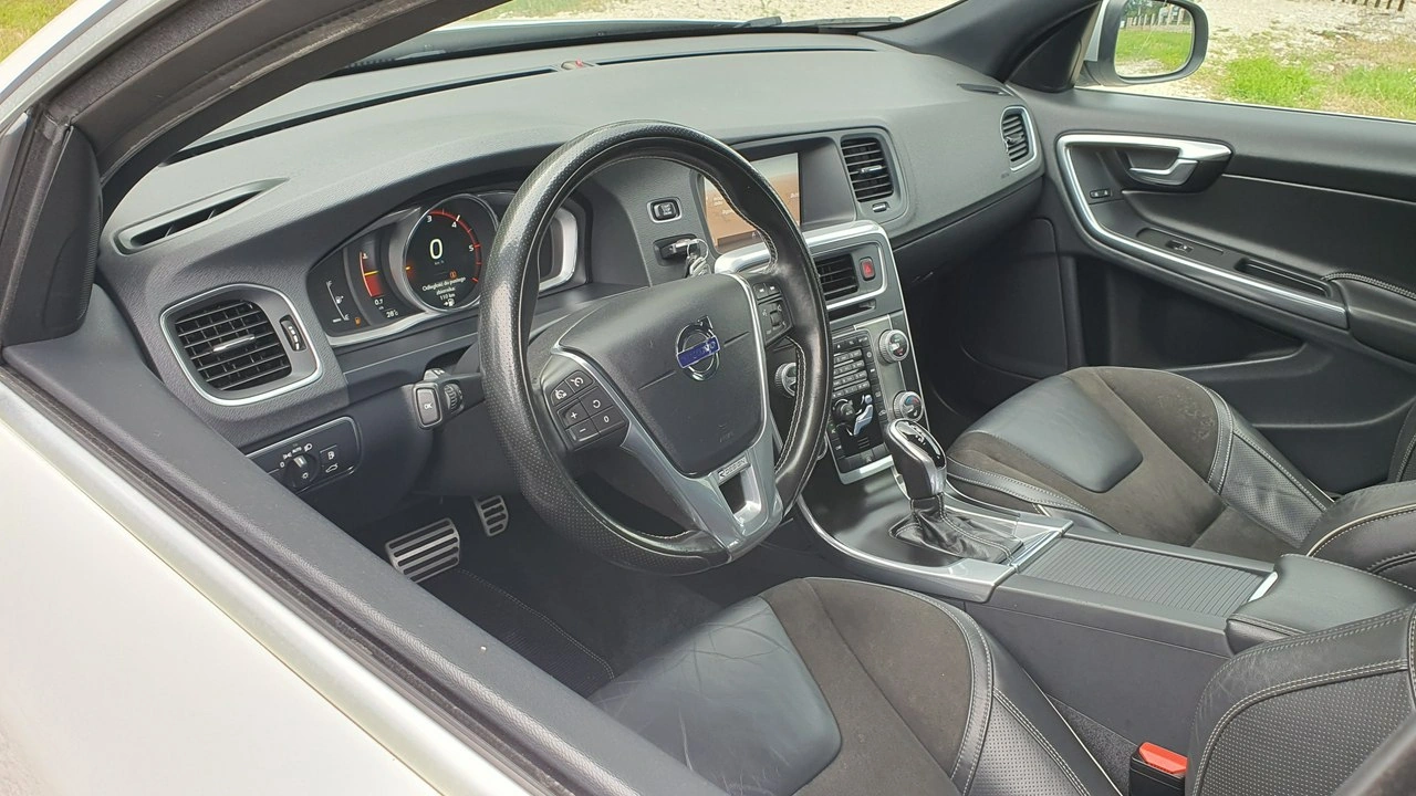 Volvo V60 - Zdjęcie 9