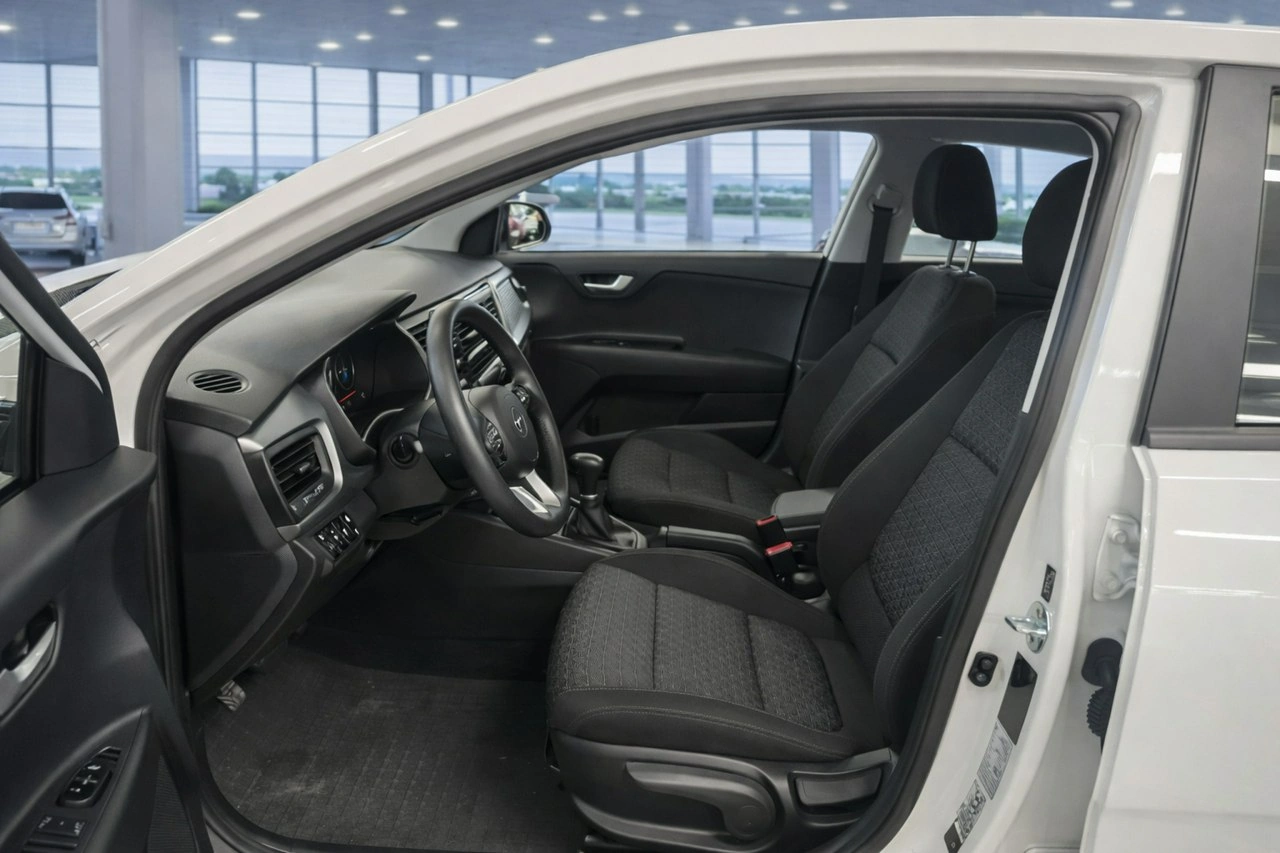 Kia Rio - Zdjęcie 7