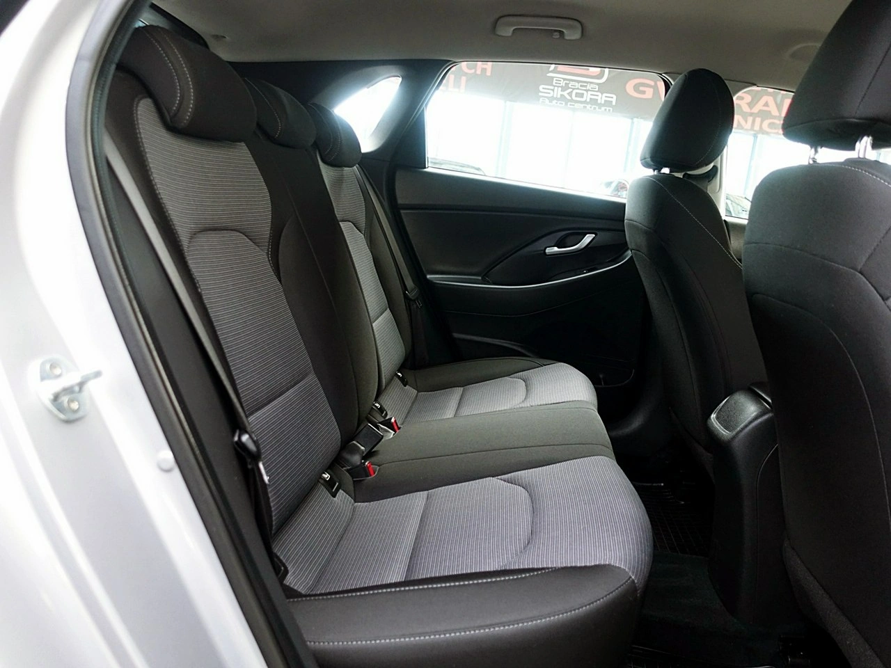 Hyundai i30 - Zdjęcie 12