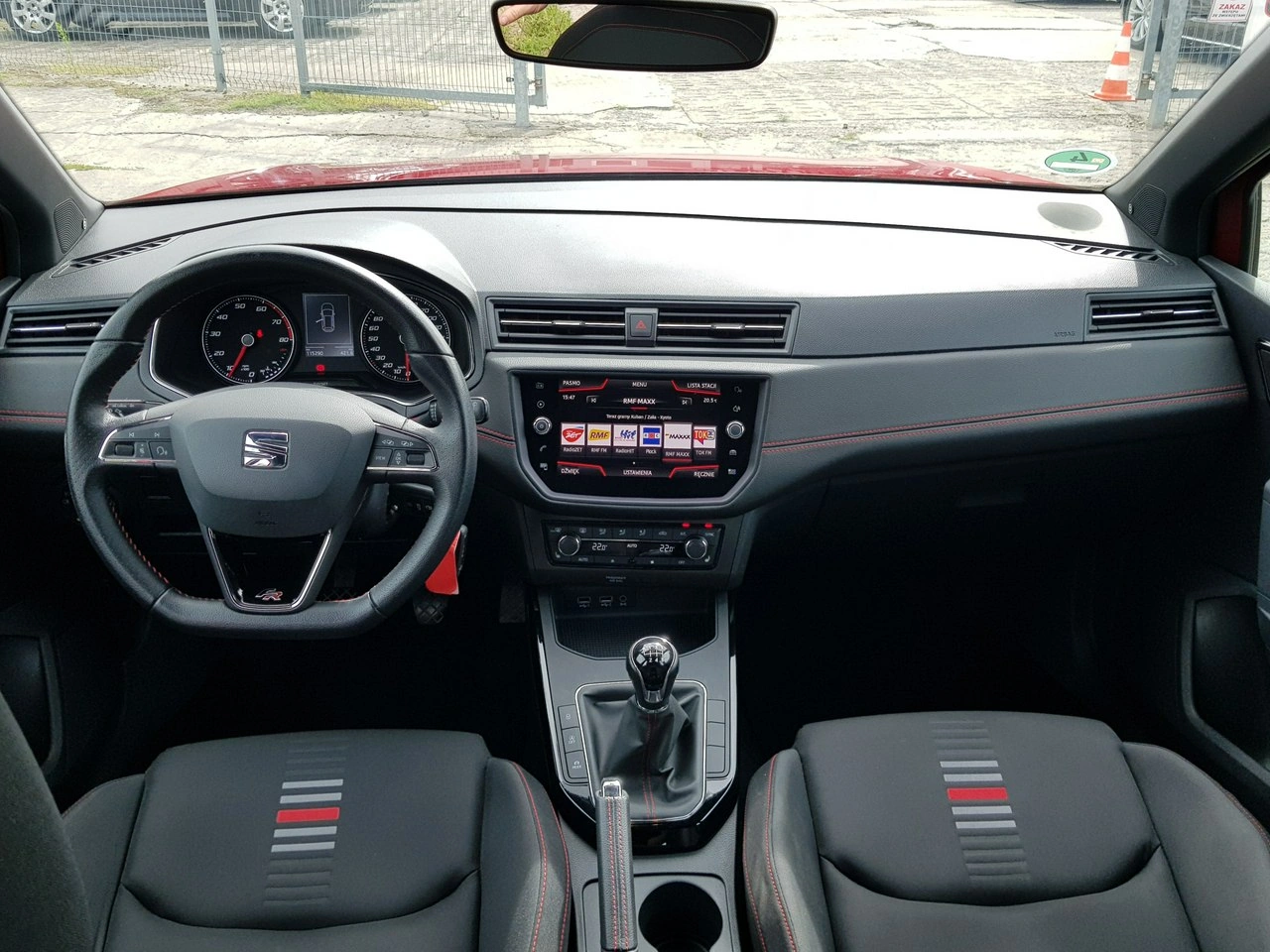 Seat Arona - Zdjęcie 11