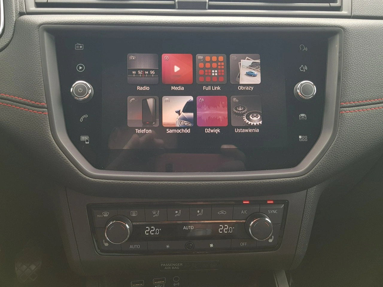 Seat Arona - Zdjęcie 18