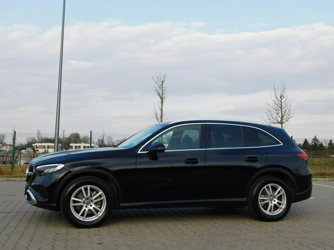 Mercedes GLC 200 - Zdjęcie 27