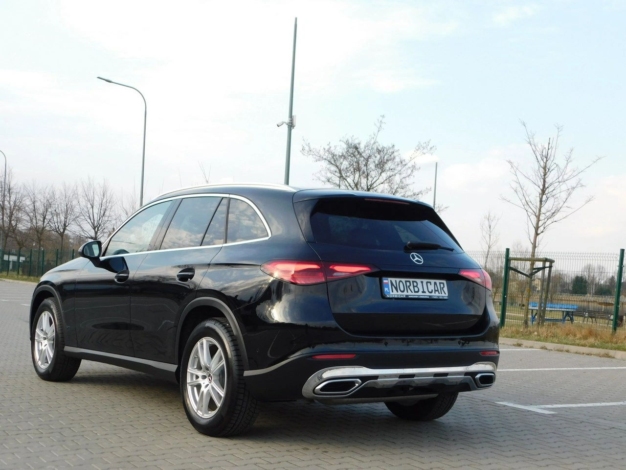 Mercedes GLC 200 - Zdjęcie 2