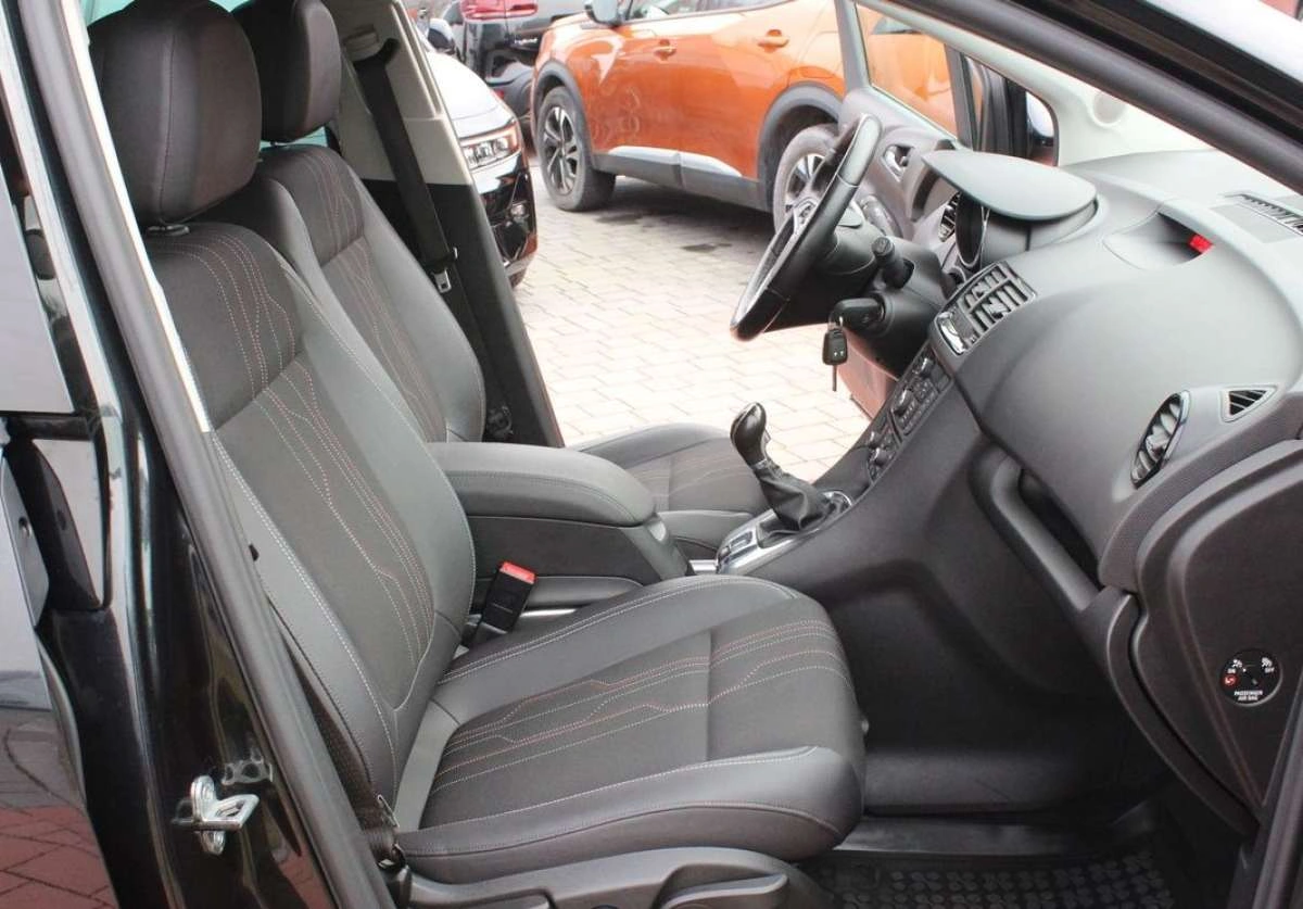 Opel Meriva - Zdjęcie 9