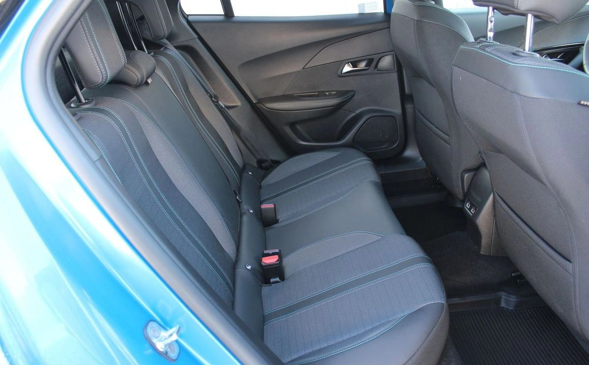 Peugeot 2008 - Zdjęcie 11