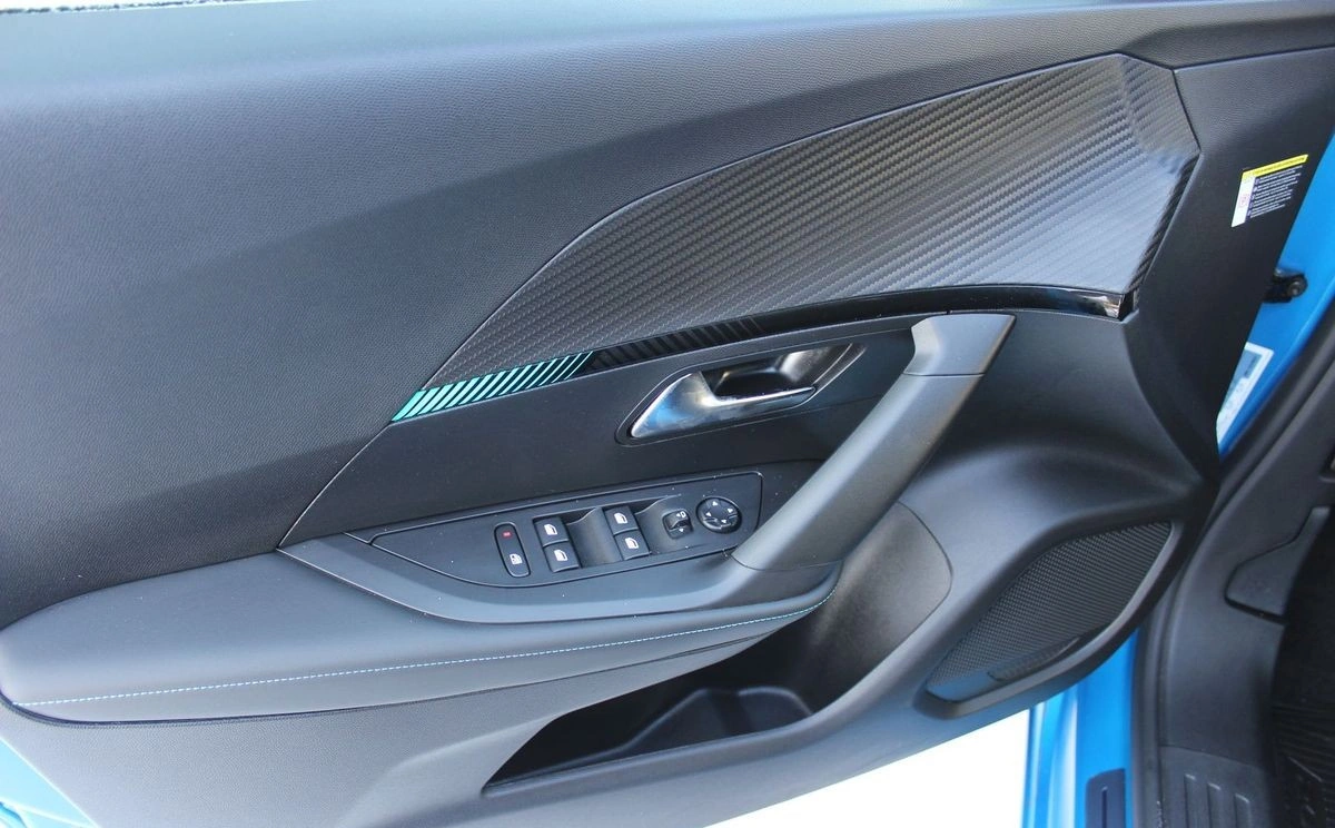 Peugeot 2008 - Zdjęcie 14