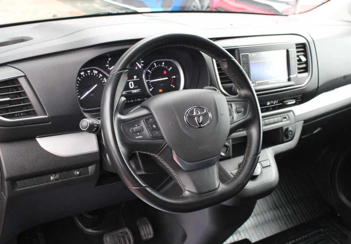 Toyota Proace Verso - Zdjęcie 3