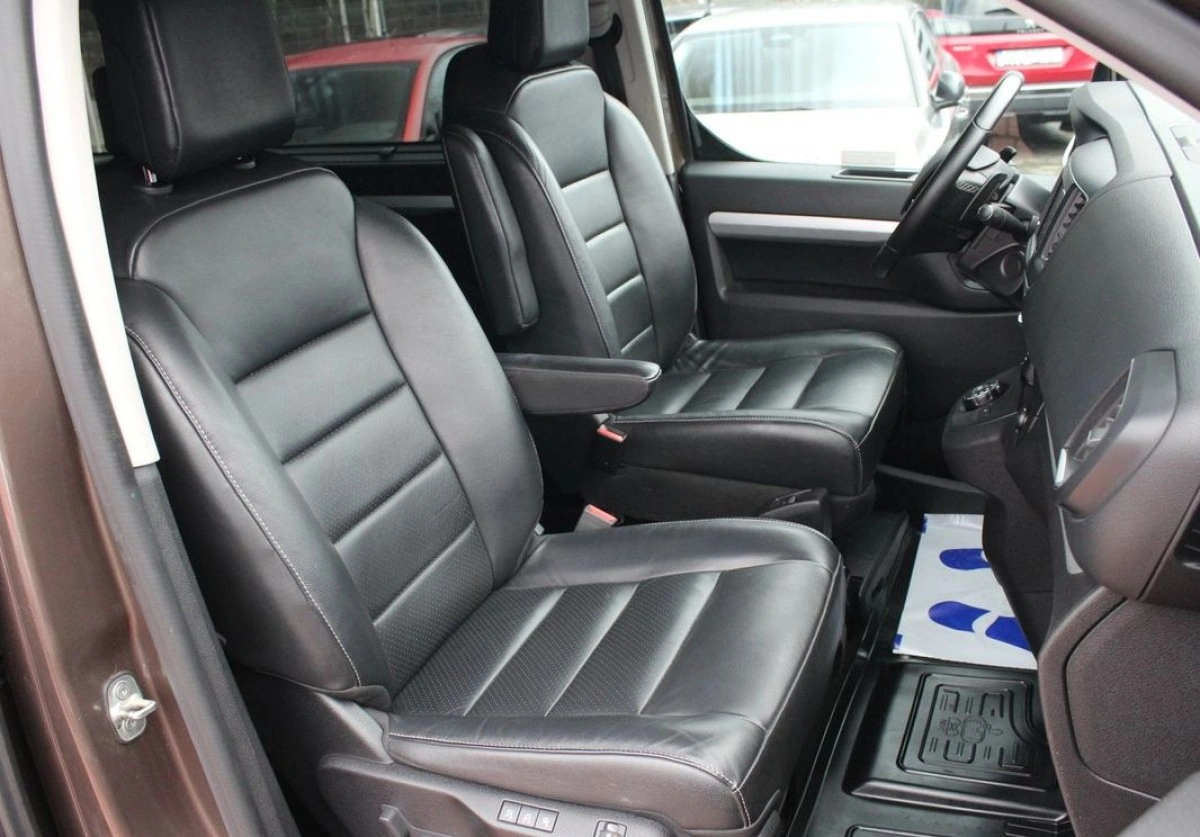 Toyota Proace Verso - Zdjęcie 16