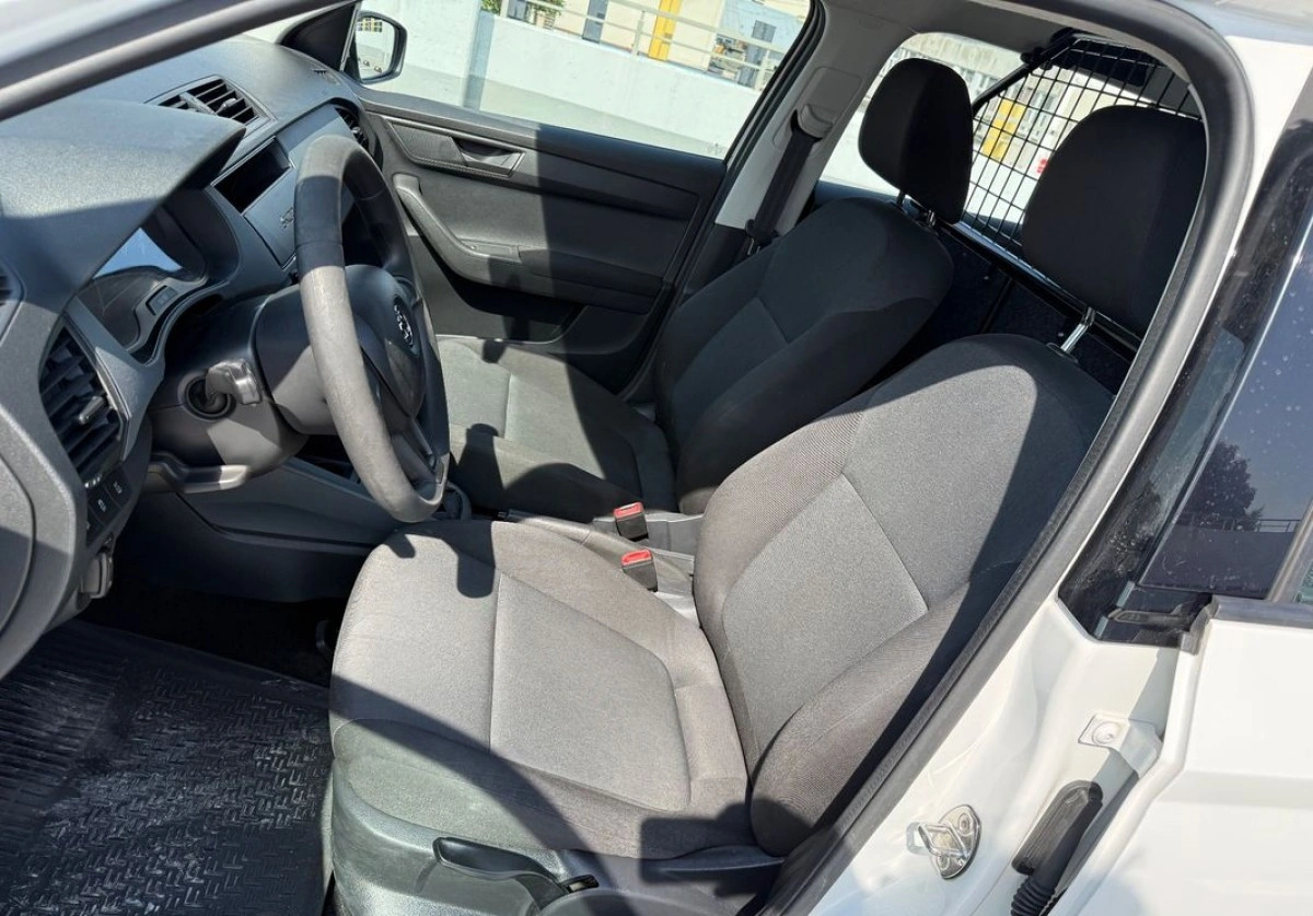 Skoda Fabia - Zdjęcie 14