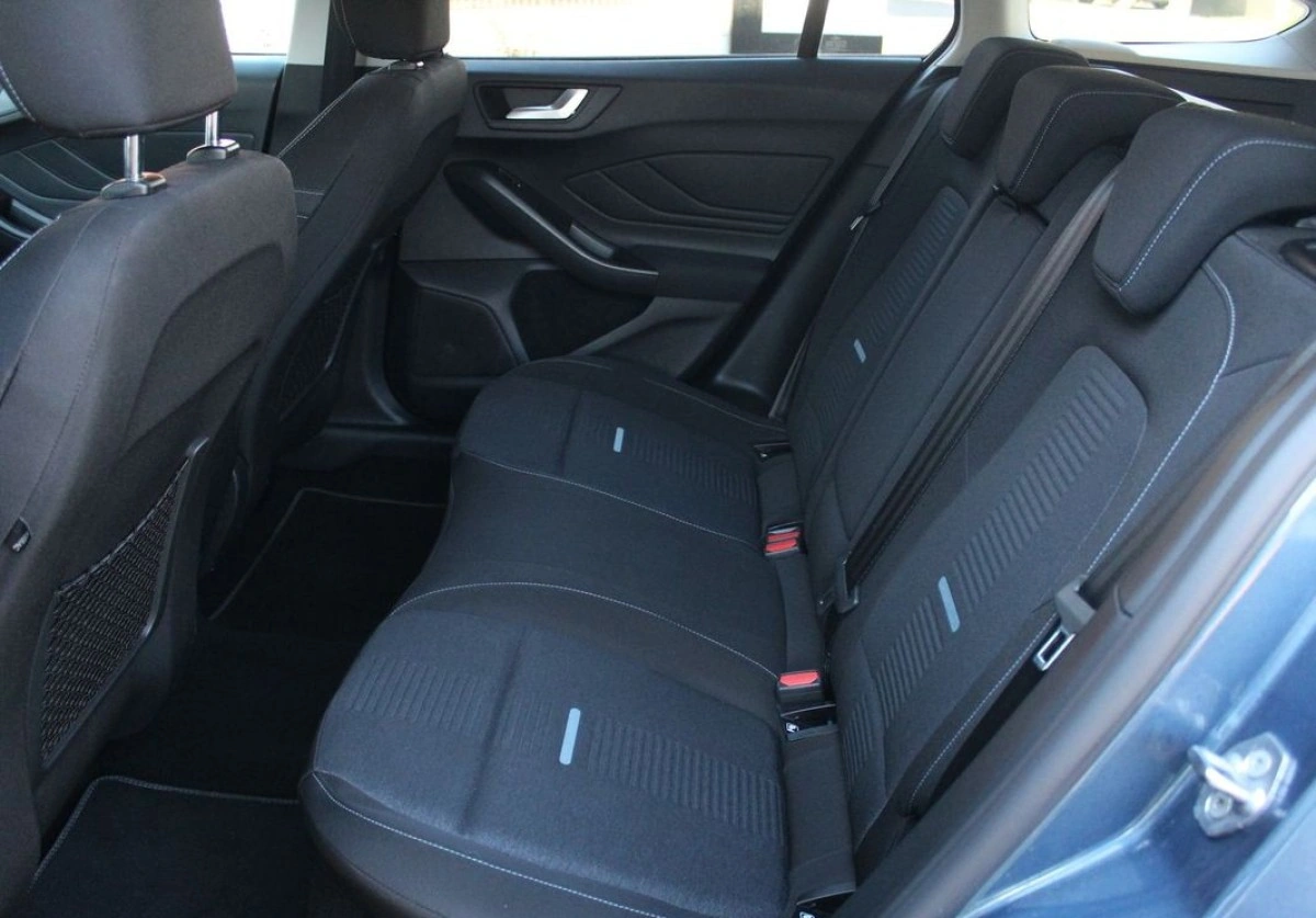 Ford Focus - Zdjęcie 17
