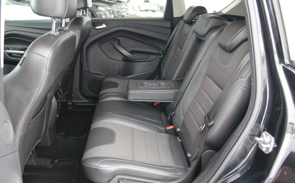 Ford Kuga - Zdjęcie 16