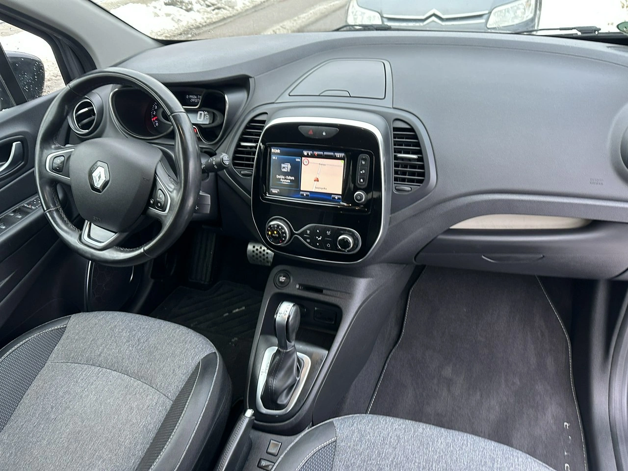 Renault Captur - Zdjęcie 12