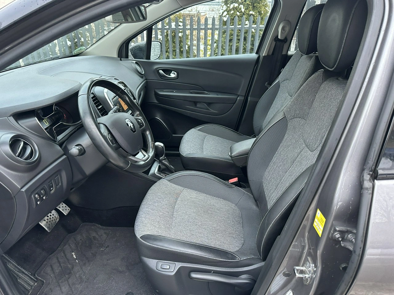 Renault Captur - Zdjęcie 20
