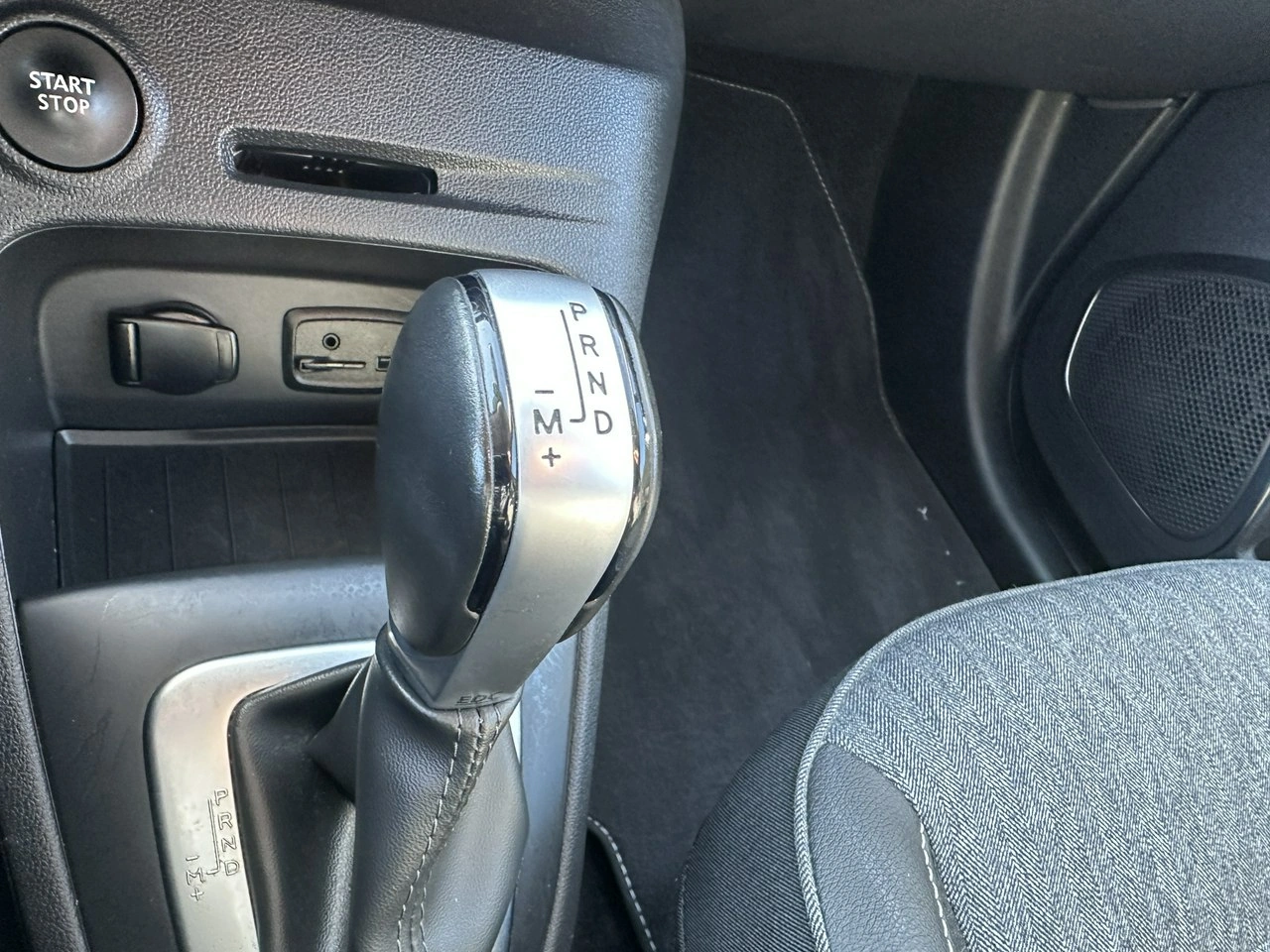 Renault Captur - Zdjęcie 27