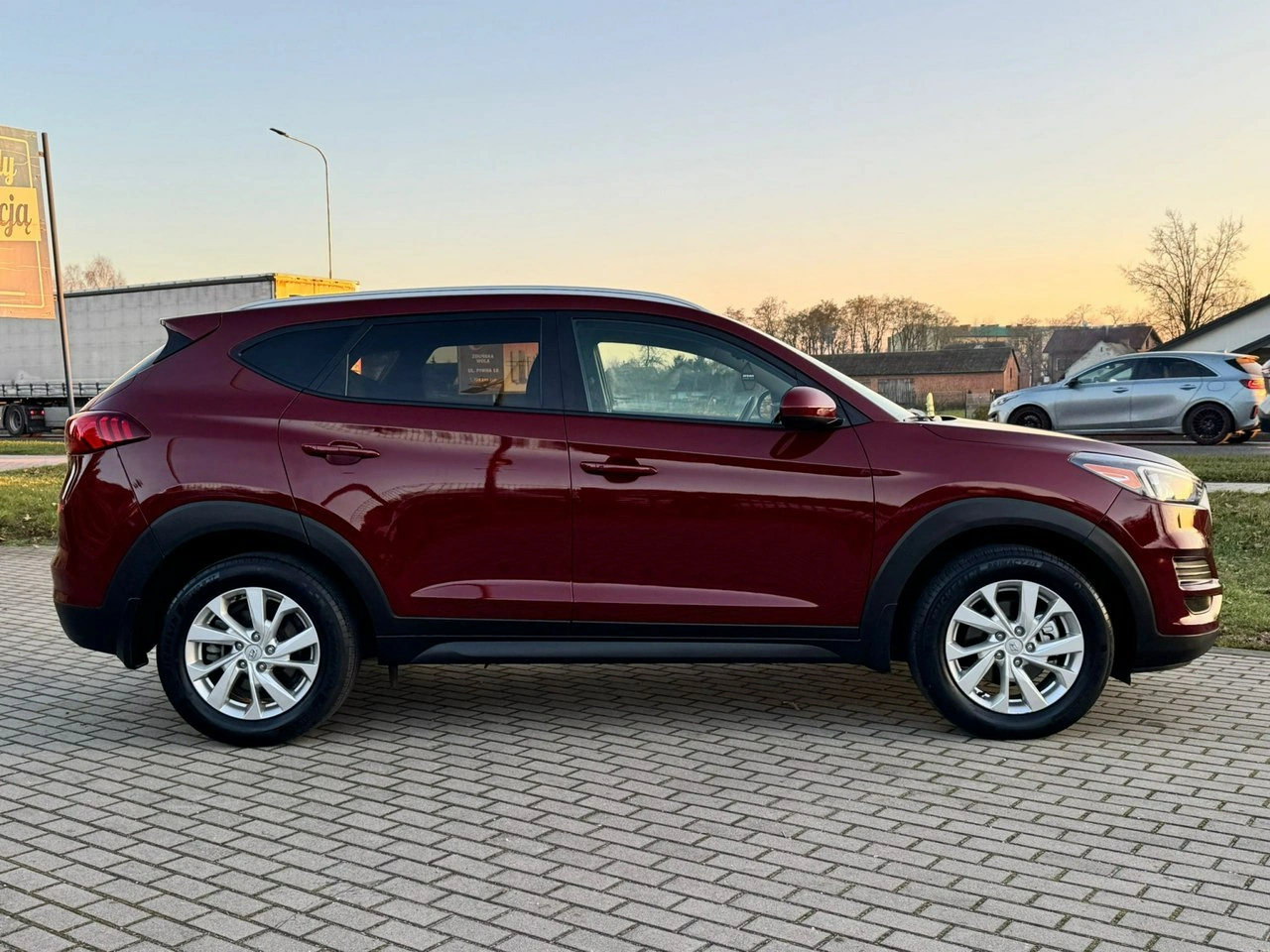 Hyundai Tucson - Zdjęcie 13