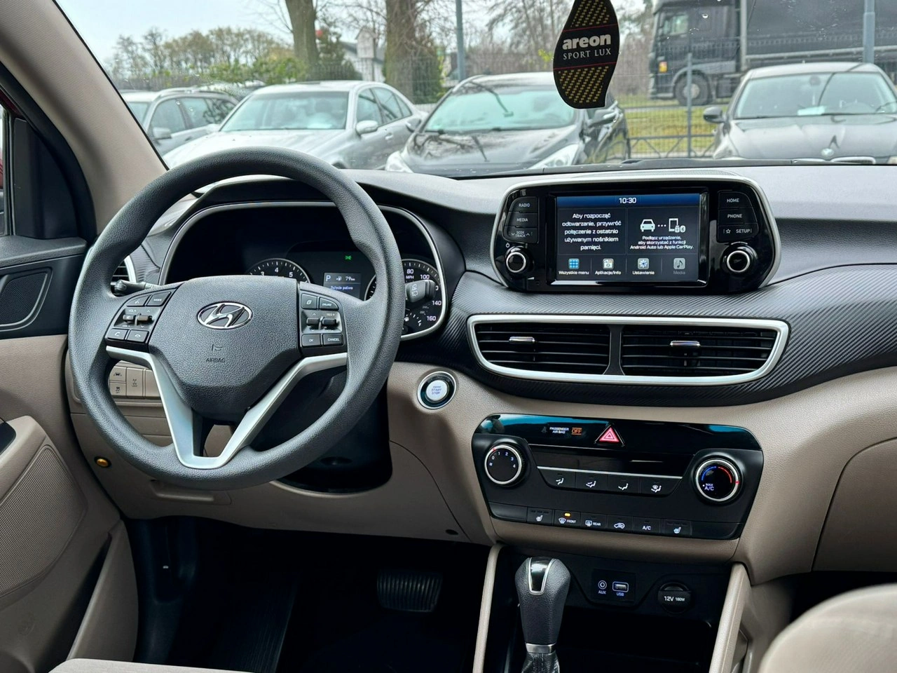 Hyundai Tucson - Zdjęcie 19