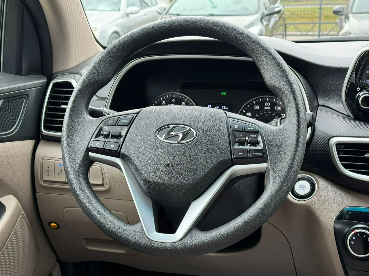 Hyundai Tucson - Zdjęcie 20