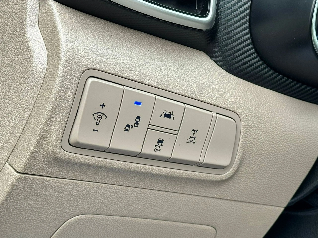 Hyundai Tucson - Zdjęcie 27