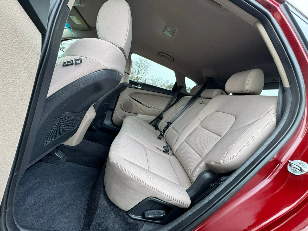 Hyundai Tucson - Zdjęcie 28