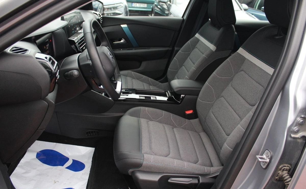 Citroën C4 - Zdjęcie 12