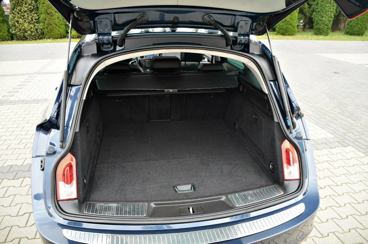 Opel Insignia - Zdjęcie 12