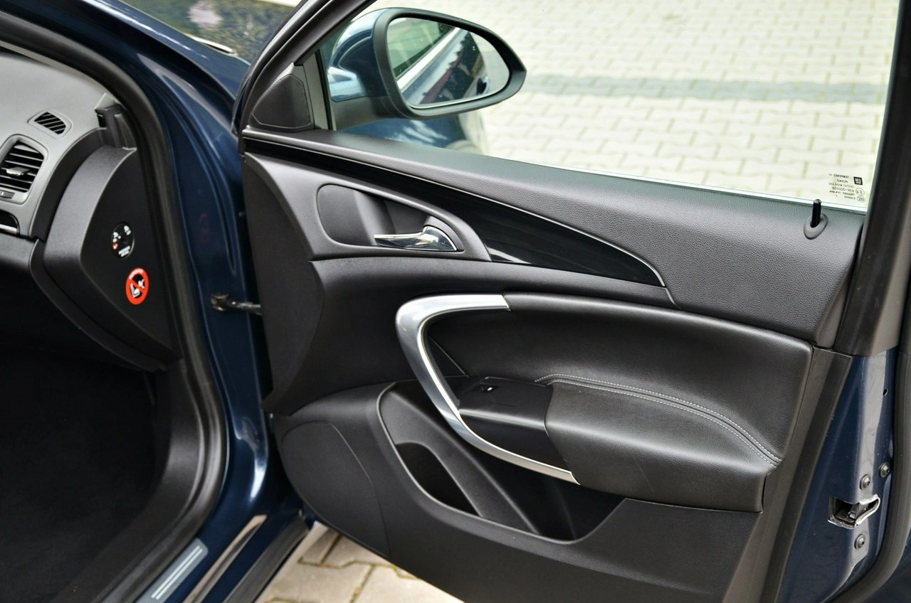 Opel Insignia - Zdjęcie 18