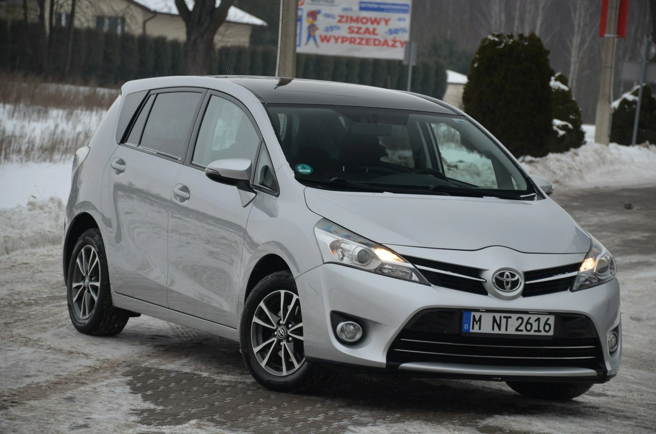 Toyota Verso - Główne zdjęcie