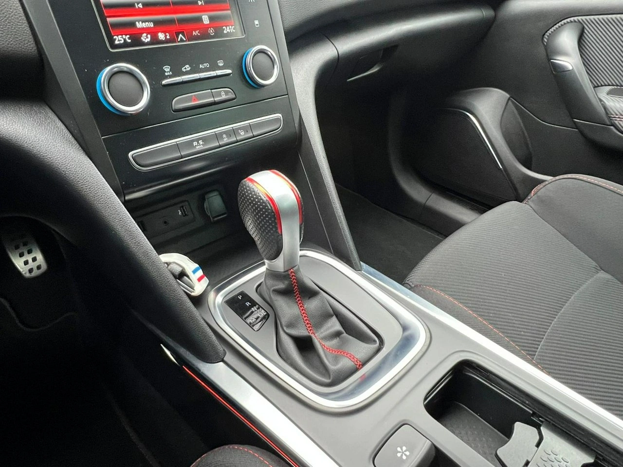 Renault Megane - Zdjęcie 16