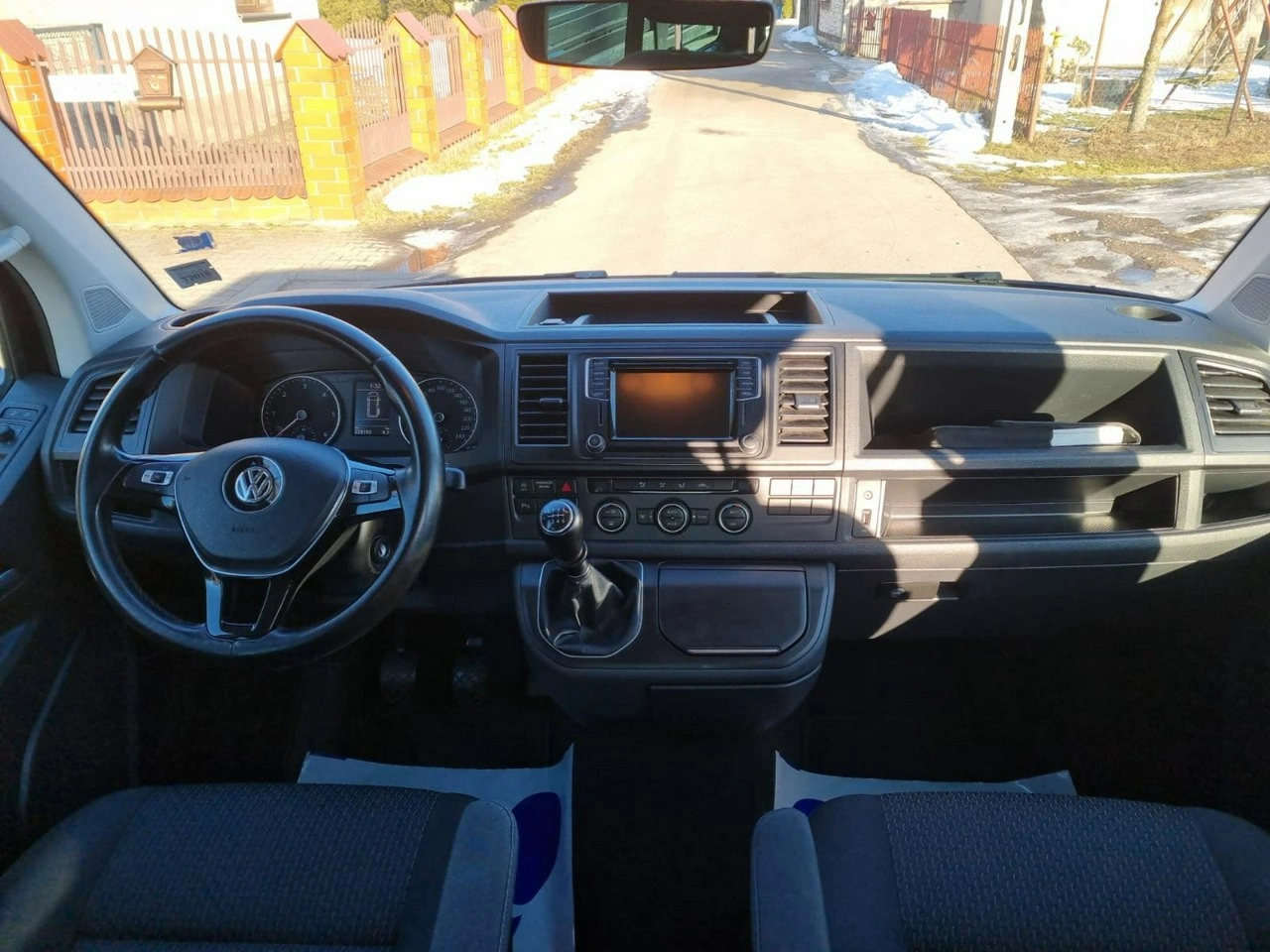 Volkswagen Multivan - Zdjęcie 11