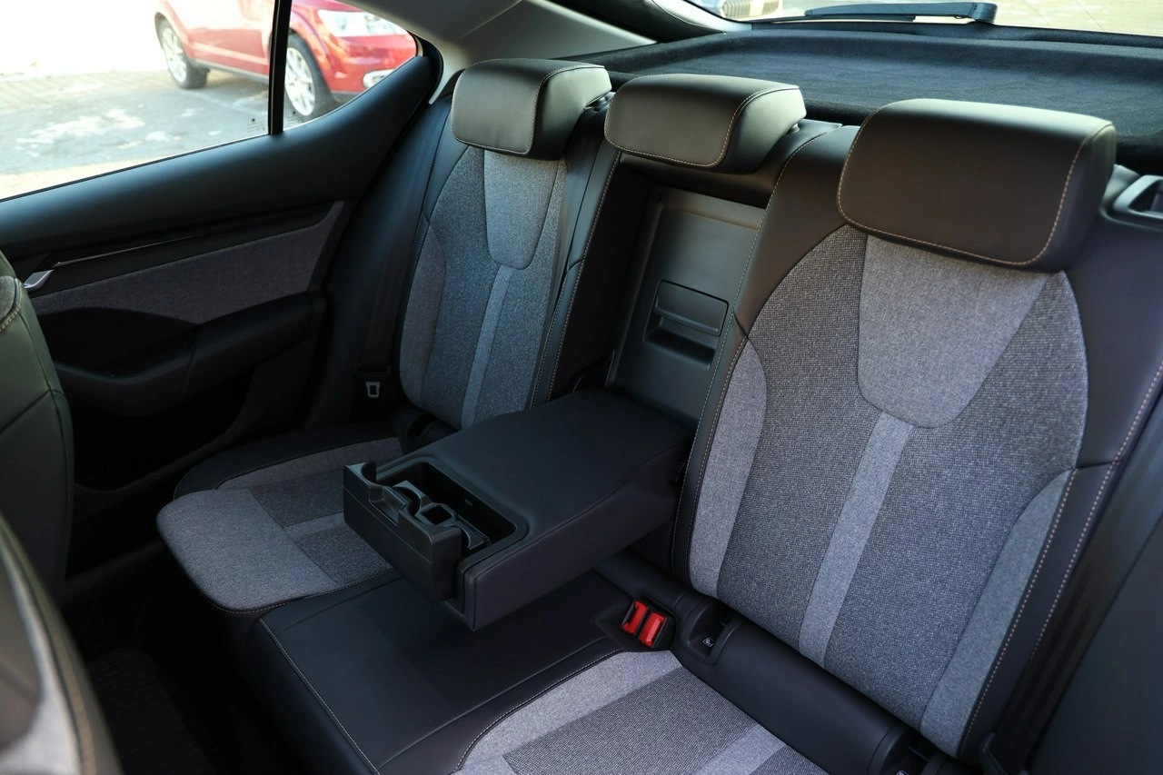 Skoda Octavia - Zdjęcie 29