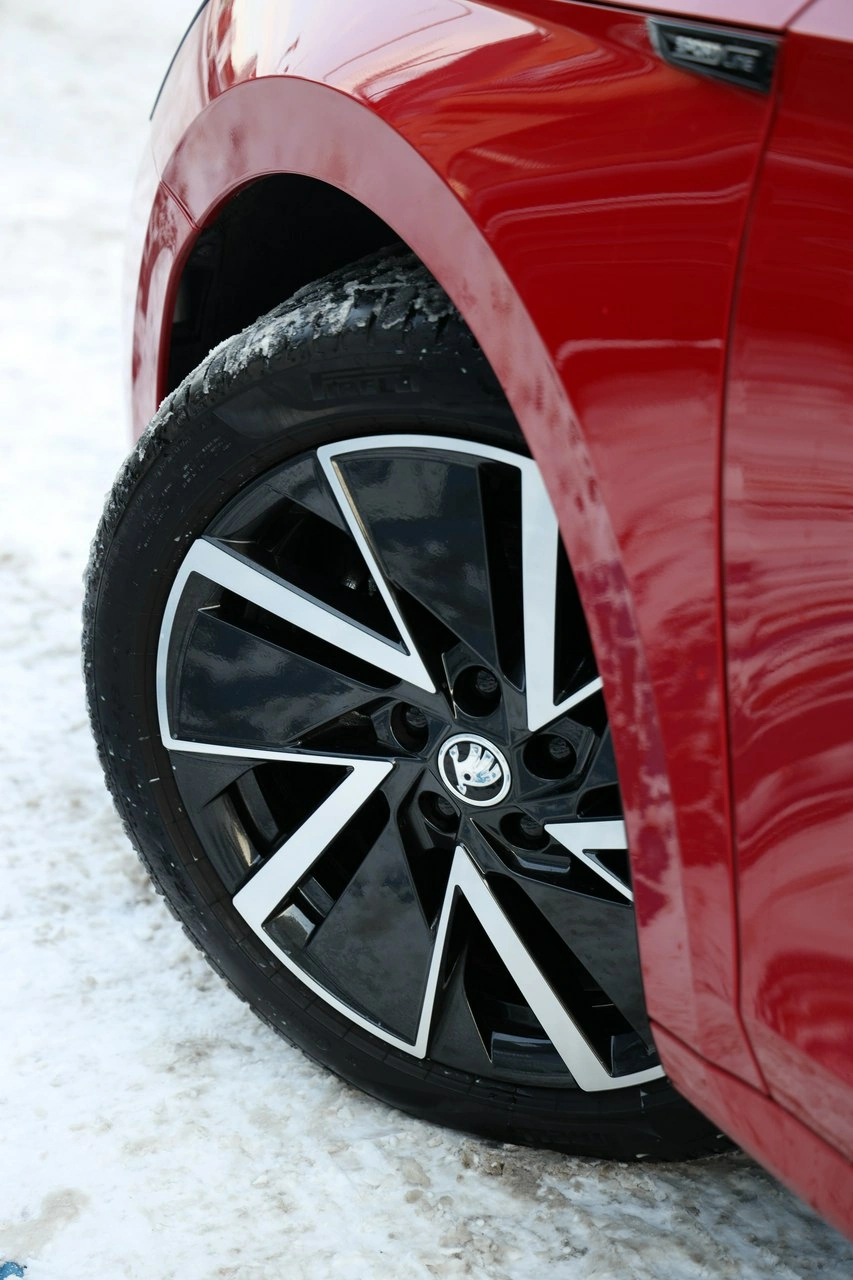 Skoda Octavia - Zdjęcie 14