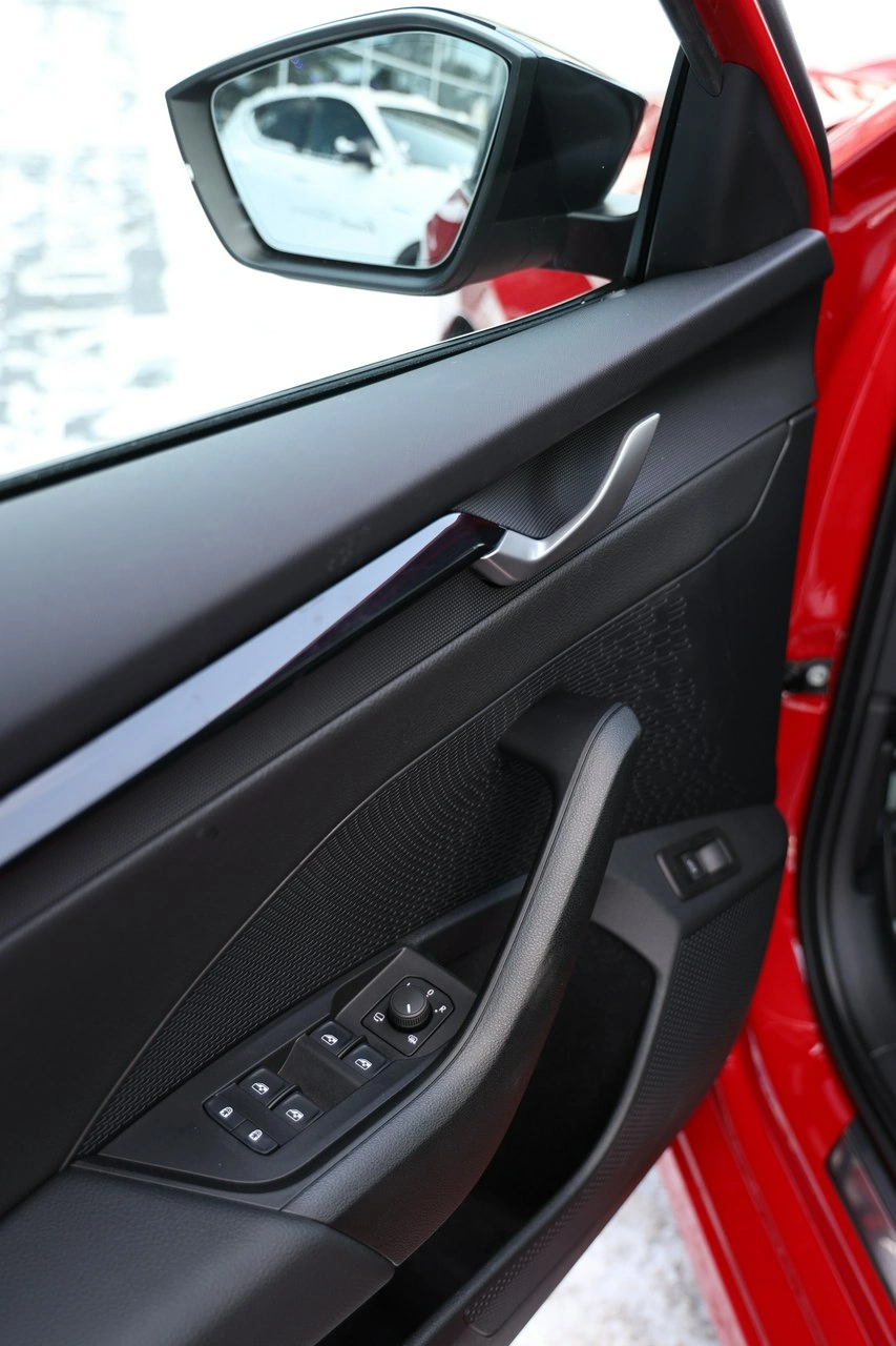 Skoda Octavia - Zdjęcie 15