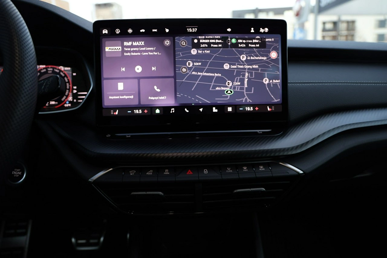 Skoda Octavia - Zdjęcie 21