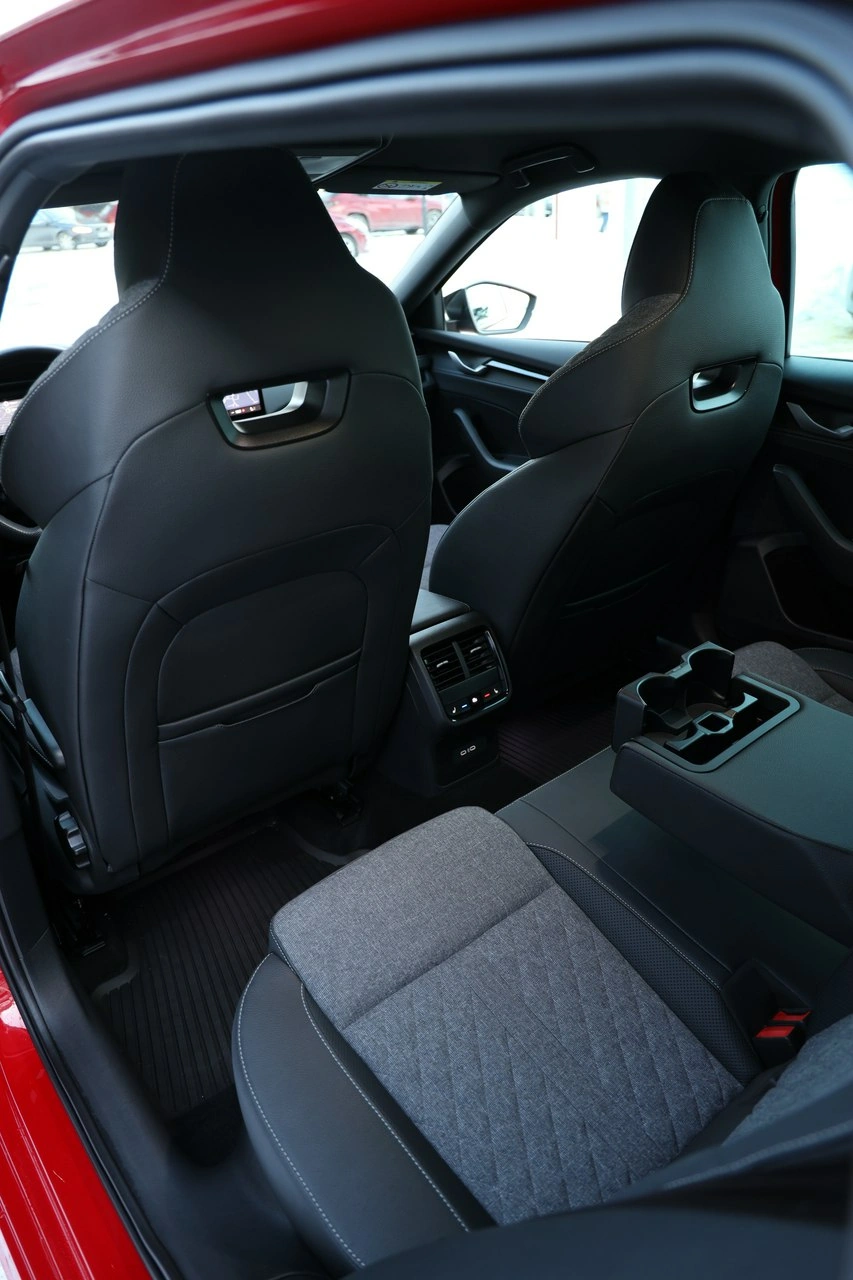 Skoda Octavia - Zdjęcie 37