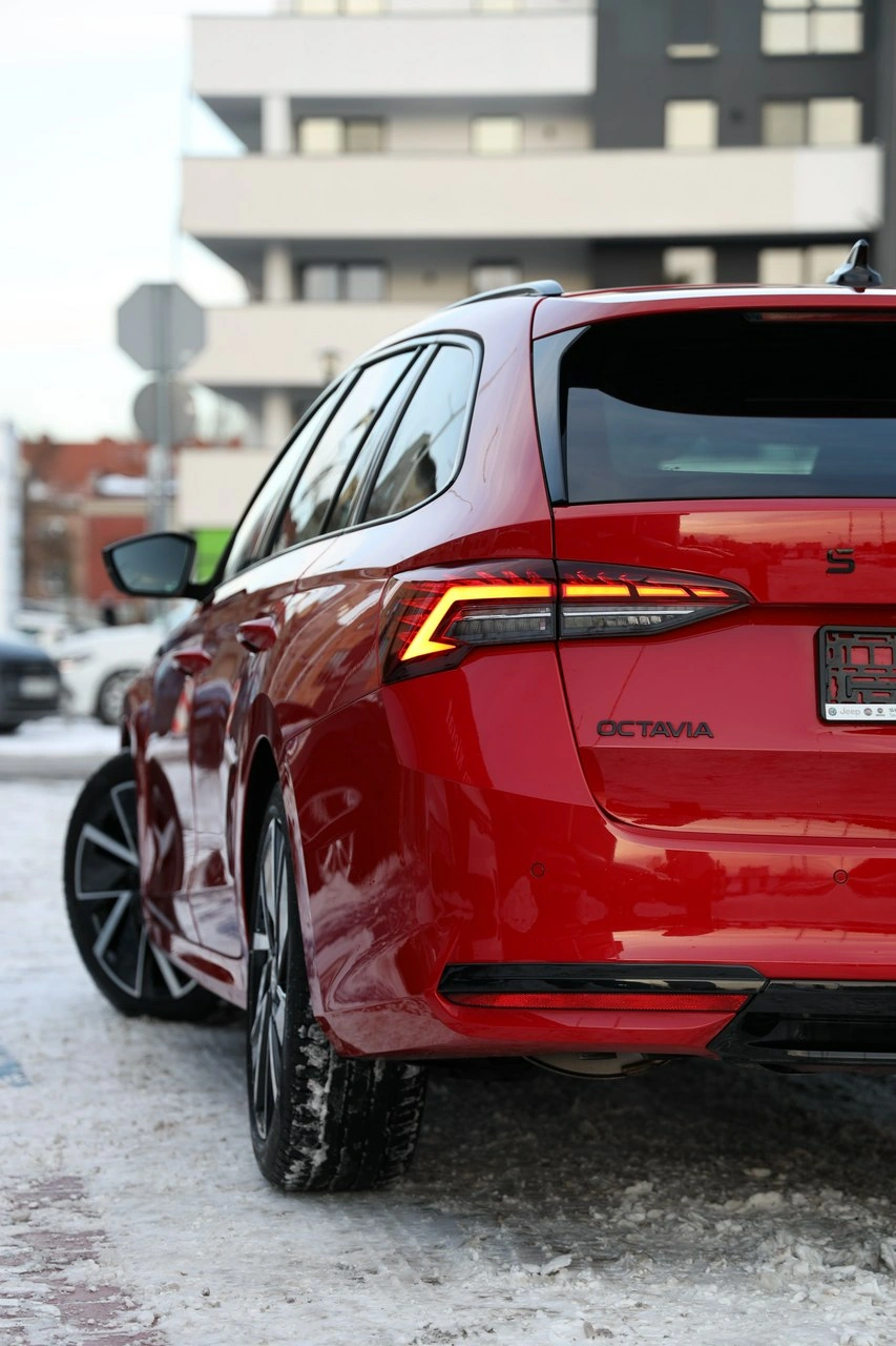 Skoda Octavia - Zdjęcie 8