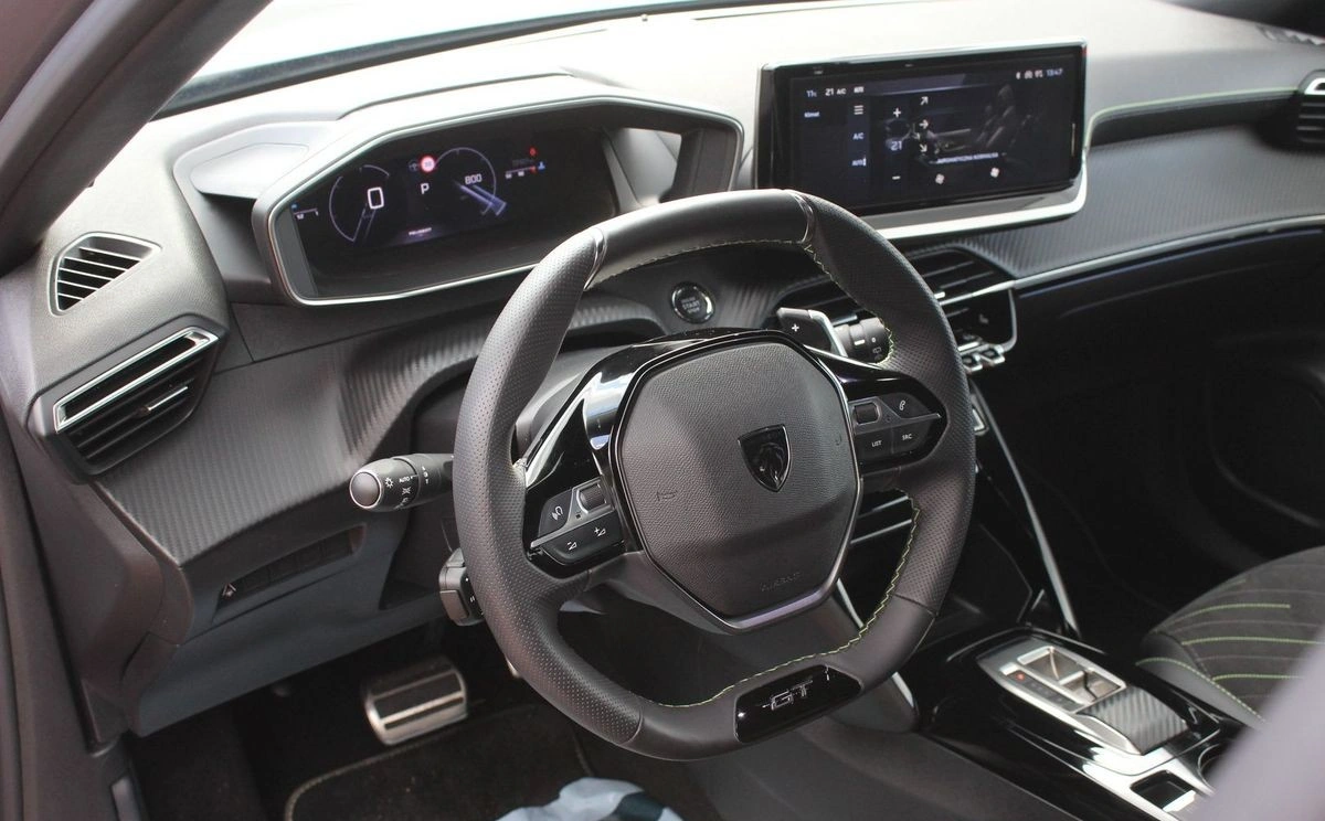 Peugeot 2008 - Zdjęcie 2