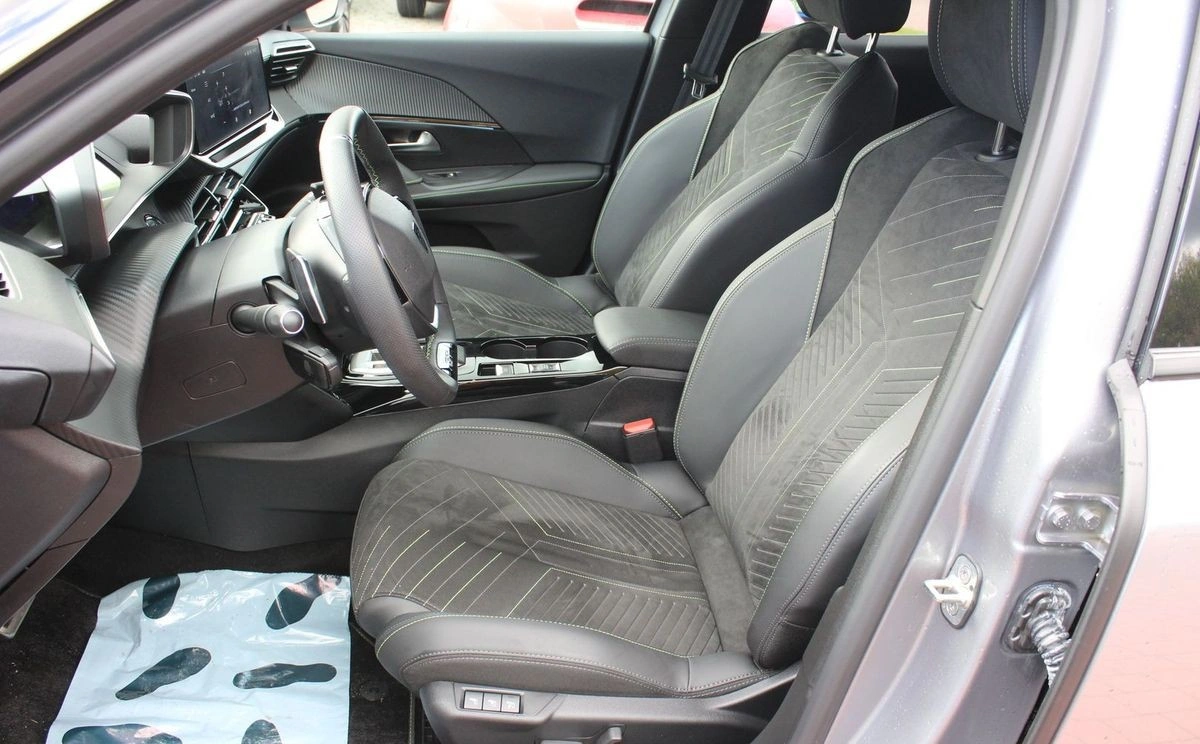 Peugeot 2008 - Zdjęcie 8