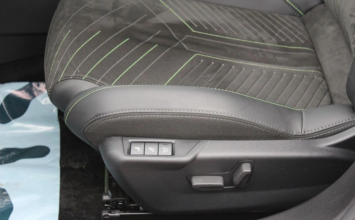 Peugeot 2008 - Zdjęcie 10