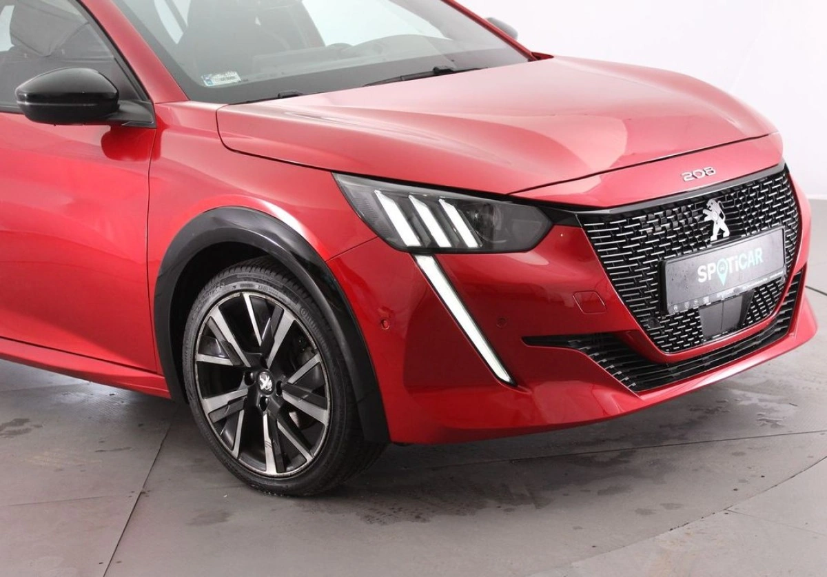 Peugeot 208 - Zdjęcie 21